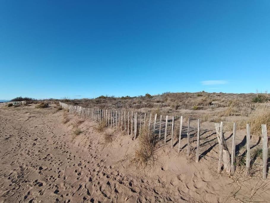 Studio Au Cap D'Agde Dans Les Pinedes Экстерьер фото